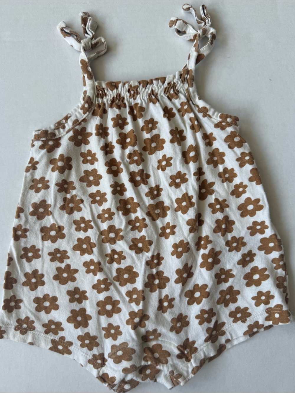 Old Navy Baby Floral Tie Strap Romper 3-6M Brown Daisy Print